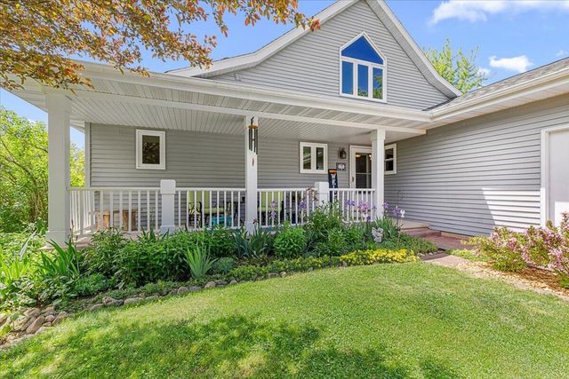 N1044 Mink LANE, Campbellsport, WI 53010