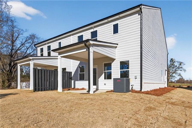 548 Madison St, Commerce, GA 30529