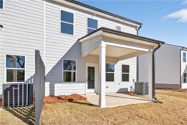 548 Madison St, Commerce, GA 30529