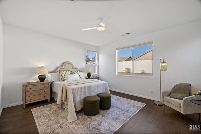 2029 Delamere Street, Bakersfield, CA 93311