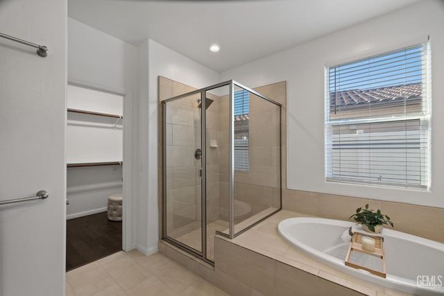 2029 Delamere Street, Bakersfield, CA 93311