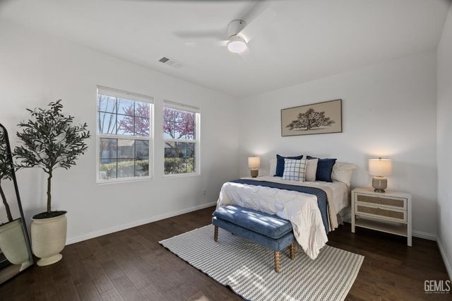 2029 Delamere Street, Bakersfield, CA 93311