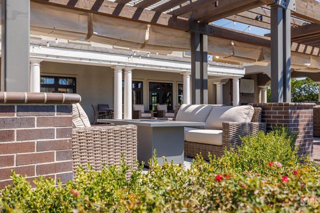 2029 Delamere Street, Bakersfield, CA 93311