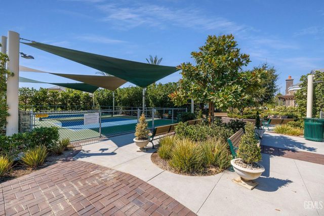 2029 Delamere Street, Bakersfield, CA 93311