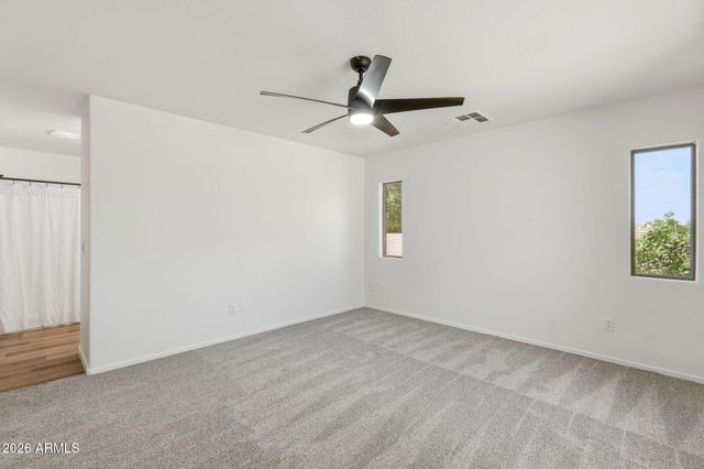 2936 S COLE Drive, Gilbert, AZ 85295