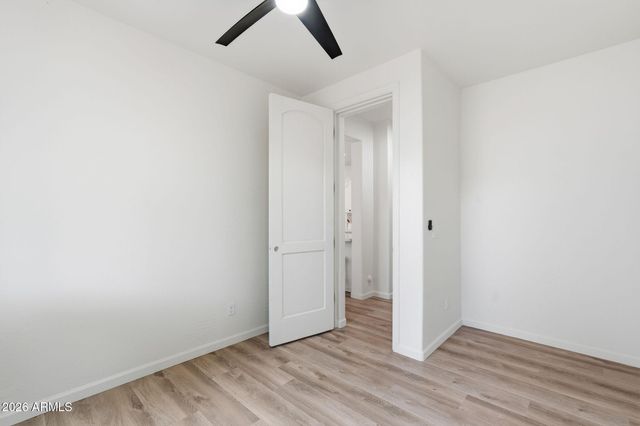 2936 S COLE Drive, Gilbert, AZ 85295