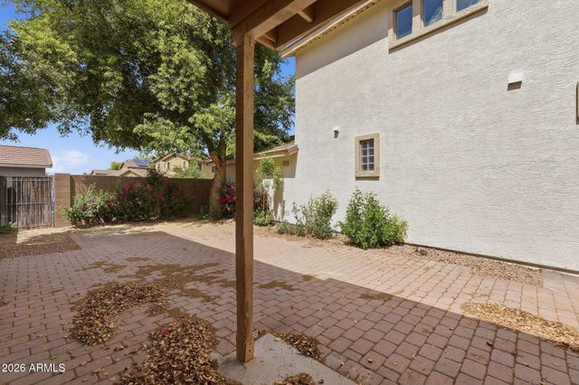 2936 S COLE Drive, Gilbert, AZ 85295