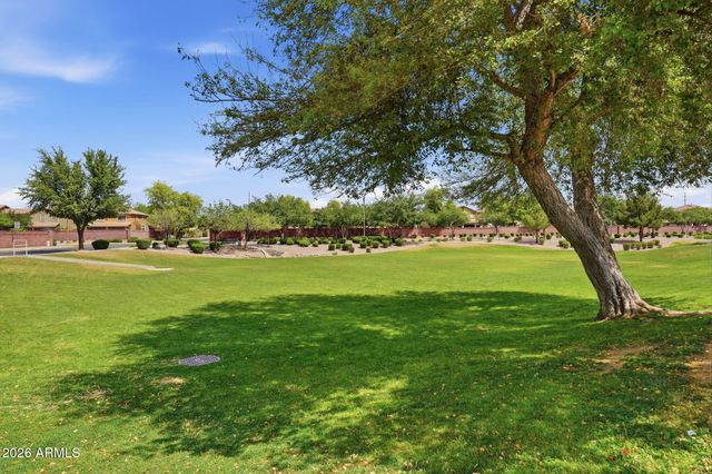 2936 S COLE Drive, Gilbert, AZ 85295