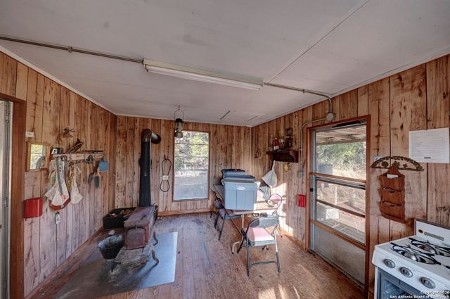 438 Yellowstone Lane, Hunt, TX 78024