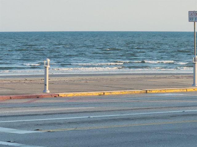 1314 43rd Street, Galveston, TX 77550