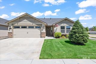 6272 W Mattawa Dr, Meridian, ID 83642