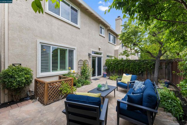 121 Enchanted Way, San Ramon, CA 94583