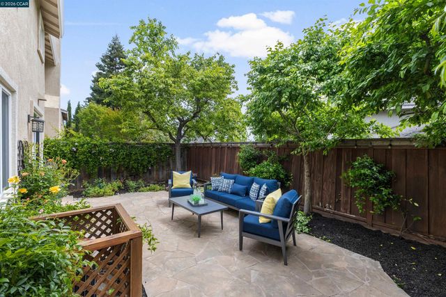 121 Enchanted Way, San Ramon, CA 94583