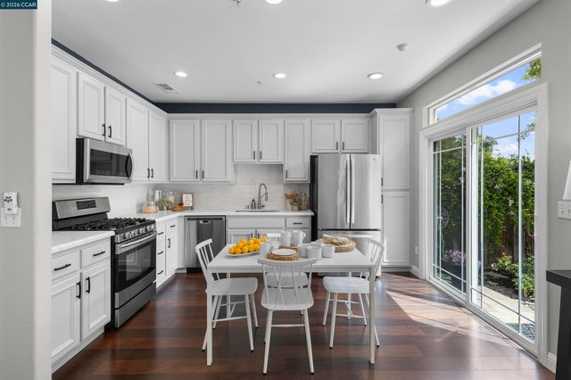 121 Enchanted Way, San Ramon, CA 94583