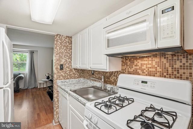 9361 READER LN, Columbia, MD 21045