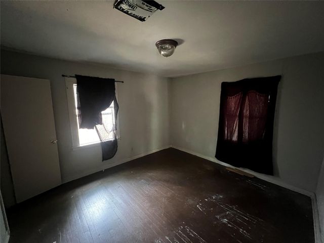 5926 Southtown Street, Houston, TX 77033