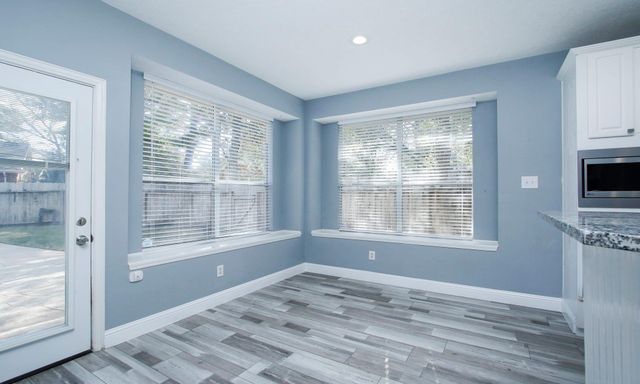 2 Sweet Birch Place, The Woodlands, TX 77382