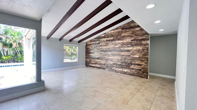 11535 Sanderling Drive, Wellington, FL 33414