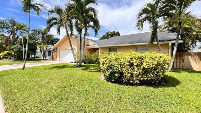 11535 Sanderling Drive, Wellington, FL 33414