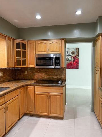 7833 Tropicana St, Miramar, FL 33023