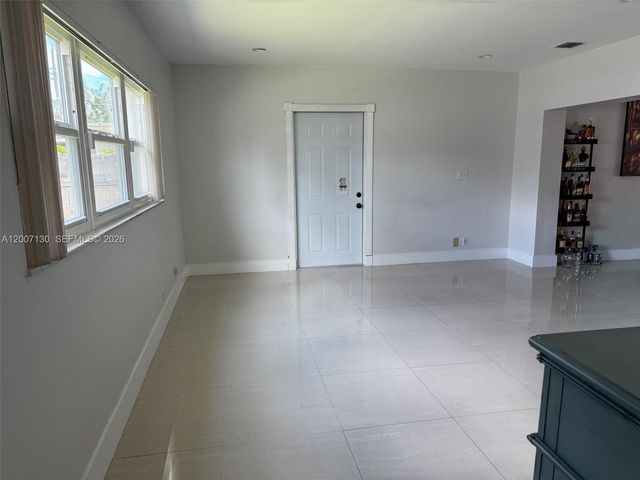 7833 Tropicana St, Miramar, FL 33023