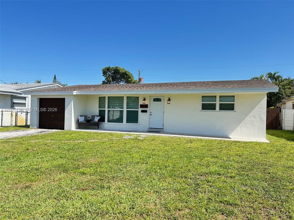 7833 Tropicana St, Miramar, FL 33023