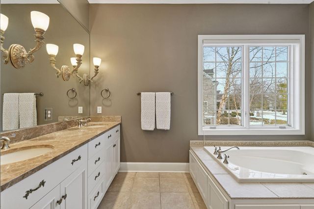 315 Calamus Circle, Medina, MN 55340