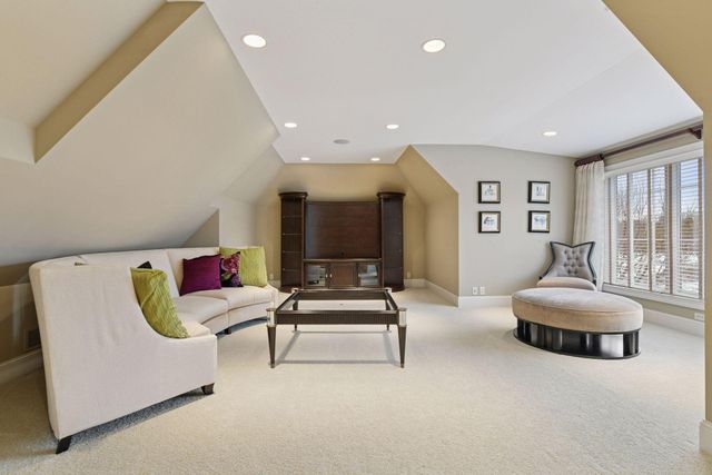 315 Calamus Circle, Medina, MN 55340