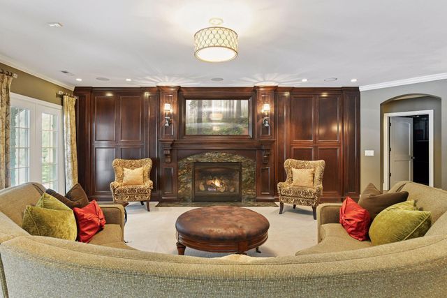 315 Calamus Circle, Medina, MN 55340