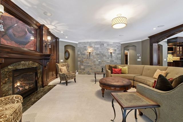 315 Calamus Circle, Medina, MN 55340