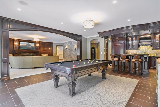 315 Calamus Circle, Medina, MN 55340