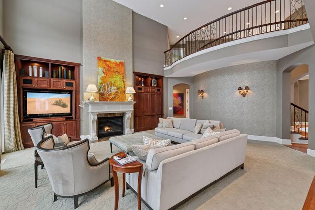 315 Calamus Circle, Medina, MN 55340