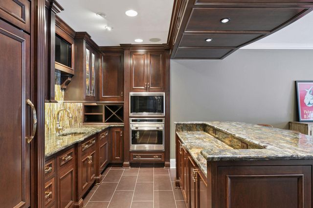 315 Calamus Circle, Medina, MN 55340