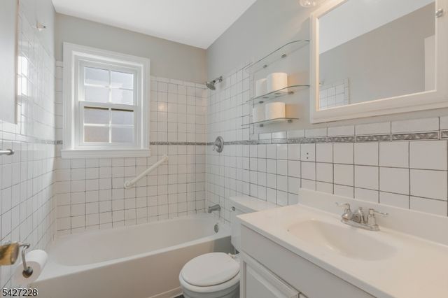2727 Spruce St, Union Twp., NJ 07083