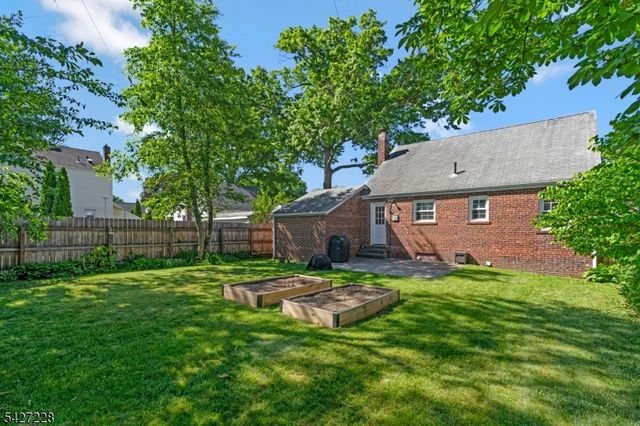 2727 Spruce St, Union Twp., NJ 07083