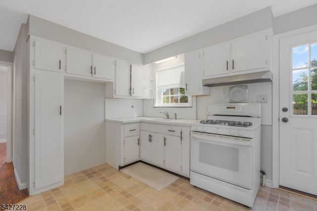2727 Spruce St, Union Twp., NJ 07083