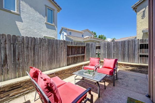 773 Courtyards Loop, Lincoln, CA 95648