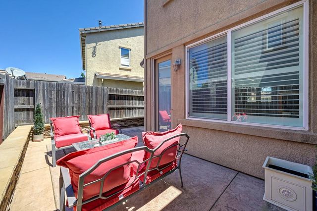 773 Courtyards Loop, Lincoln, CA 95648