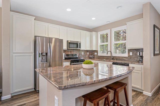 773 Courtyards Loop, Lincoln, CA 95648