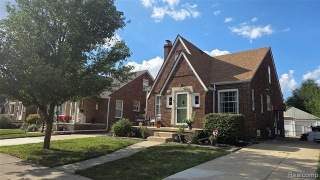 918 New York Avenue, Lincoln Park, MI 48146