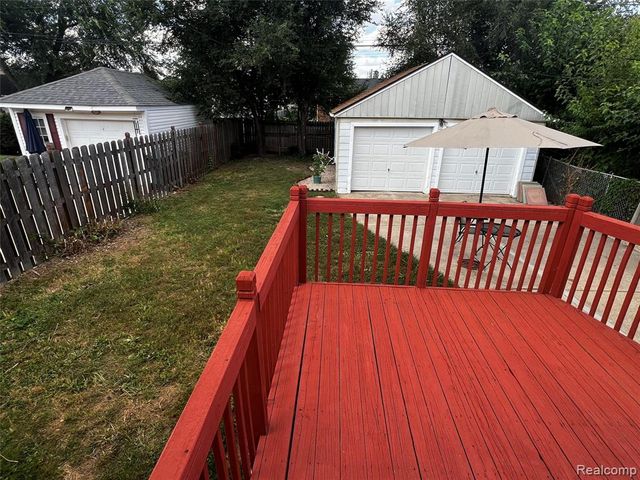 918 New York Avenue, Lincoln Park, MI 48146