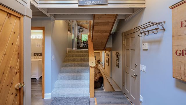 20 Gill Terrace, Ludlow, VT 05149
