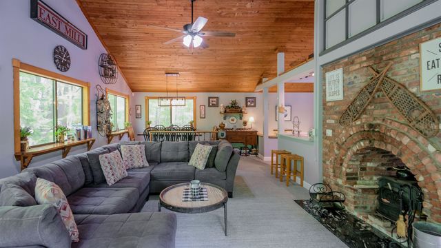 20 Gill Terrace, Ludlow, VT 05149