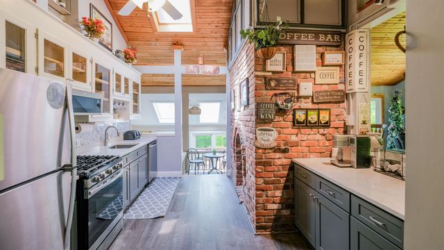 20 Gill Terrace, Ludlow, VT 05149