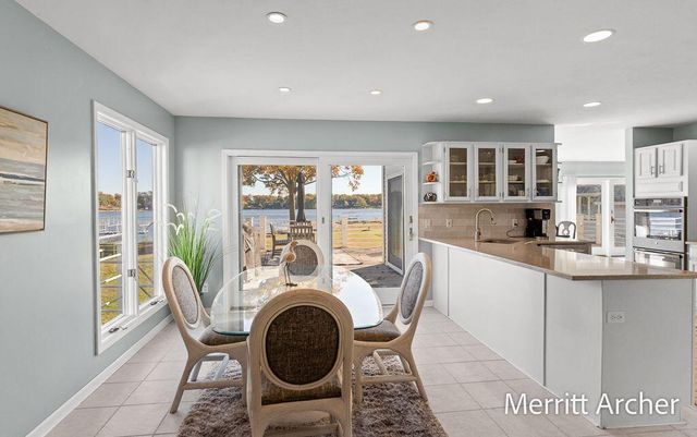 1499 Glenwood Avenue, Muskegon, MI 49445