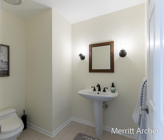 1499 Glenwood Avenue, Muskegon, MI 49445