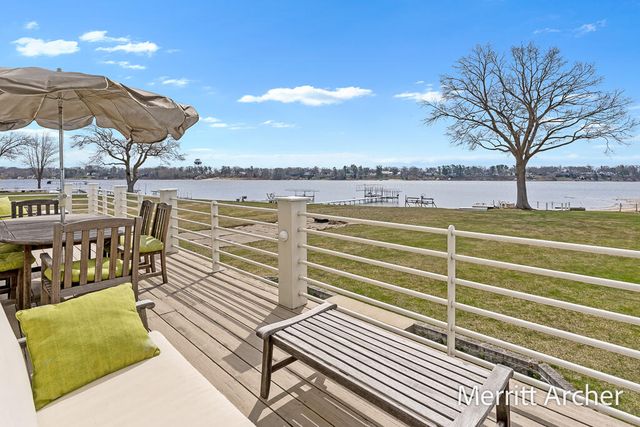 1499 Glenwood Avenue, Muskegon, MI 49445