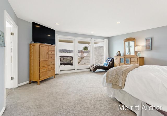 1499 Glenwood Avenue, Muskegon, MI 49445