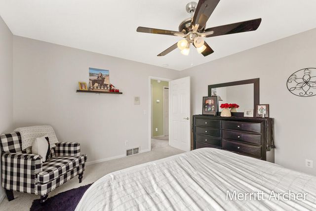 1499 Glenwood Avenue, Muskegon, MI 49445