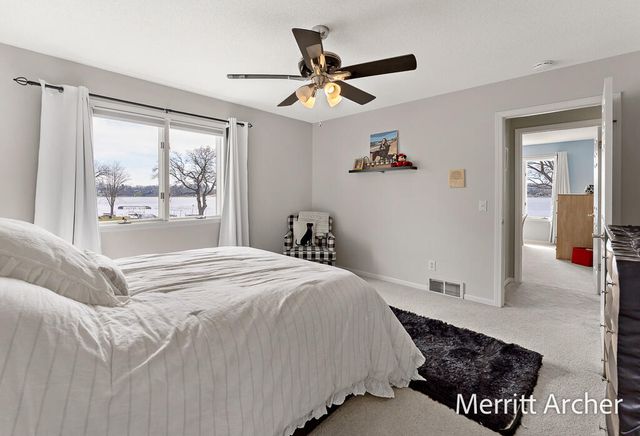 1499 Glenwood Avenue, Muskegon, MI 49445